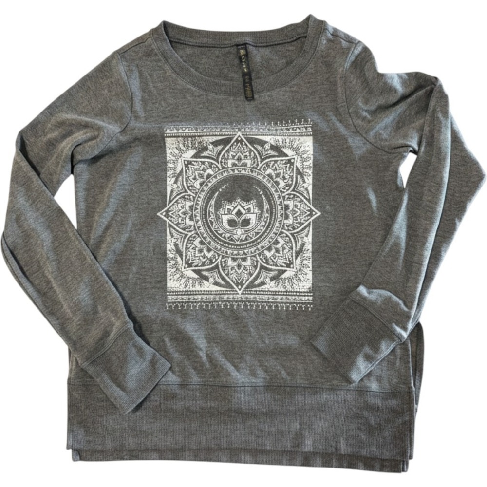 Gaiam Womens Mandala Lotus Graphic Sweatshirt Gray Long Sleeve Yoga Top Size S